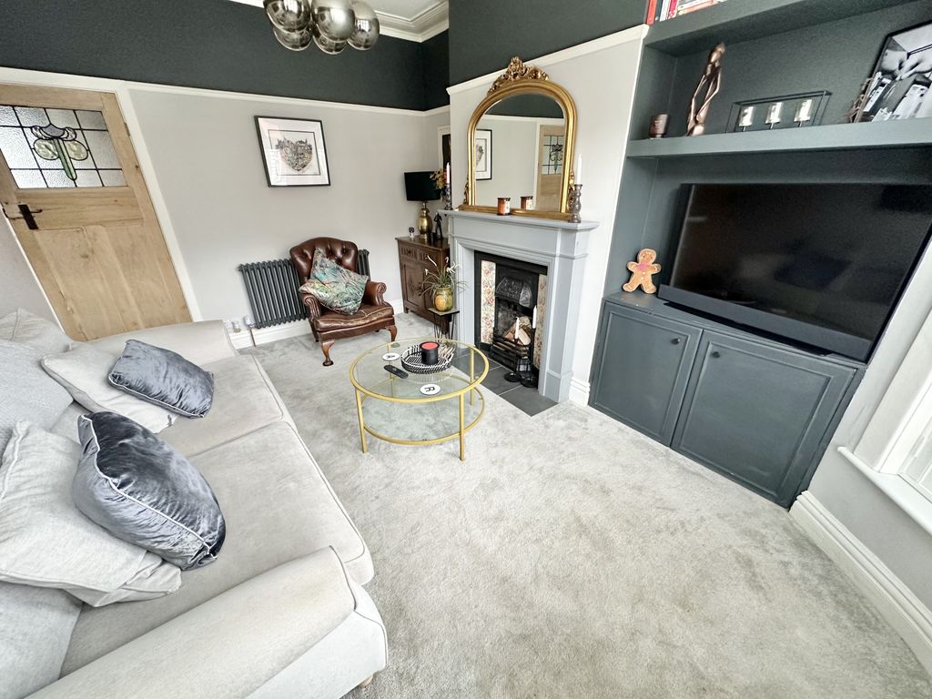 Property photo 3 of 22