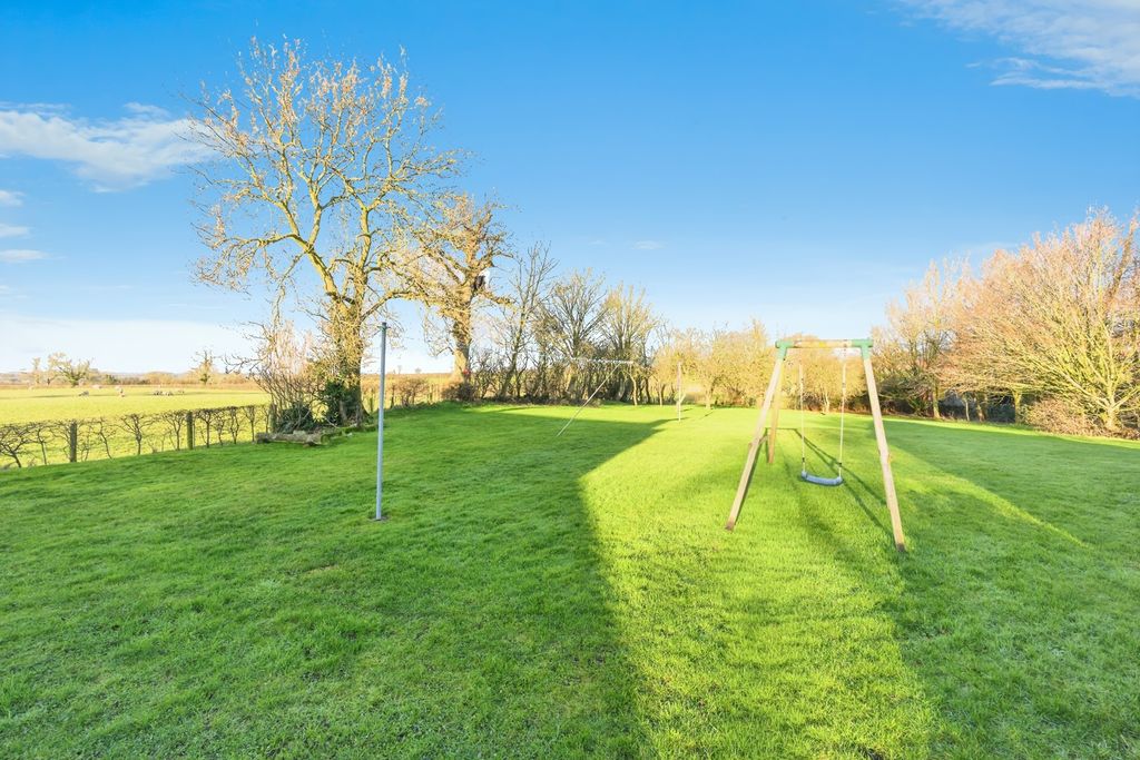 Property photo 3 of 12 Outside