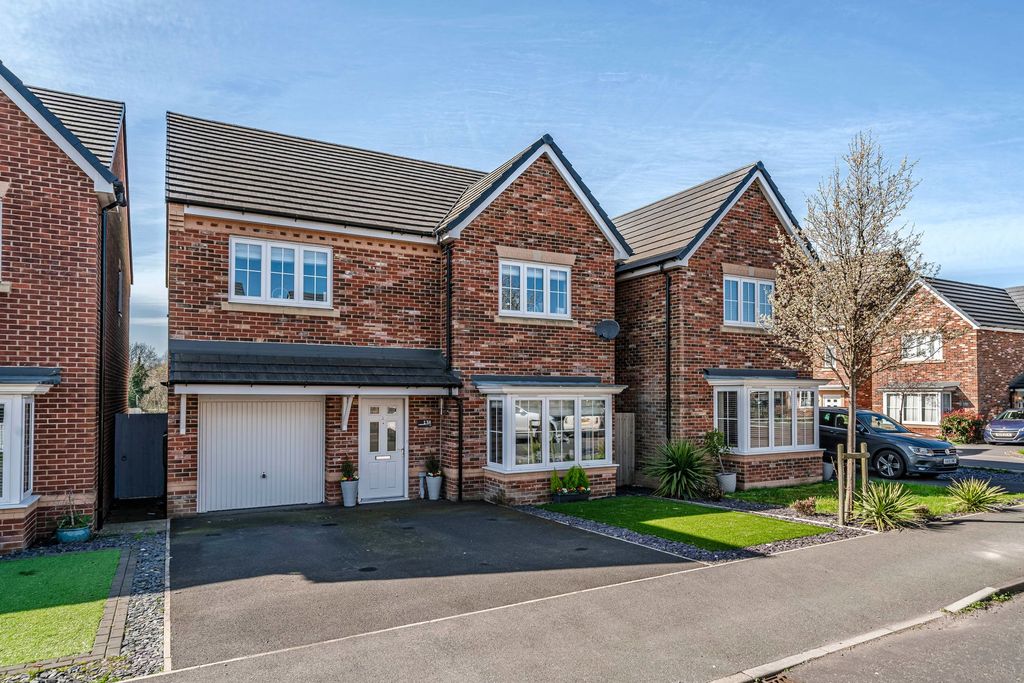 Property photo 1 of 35