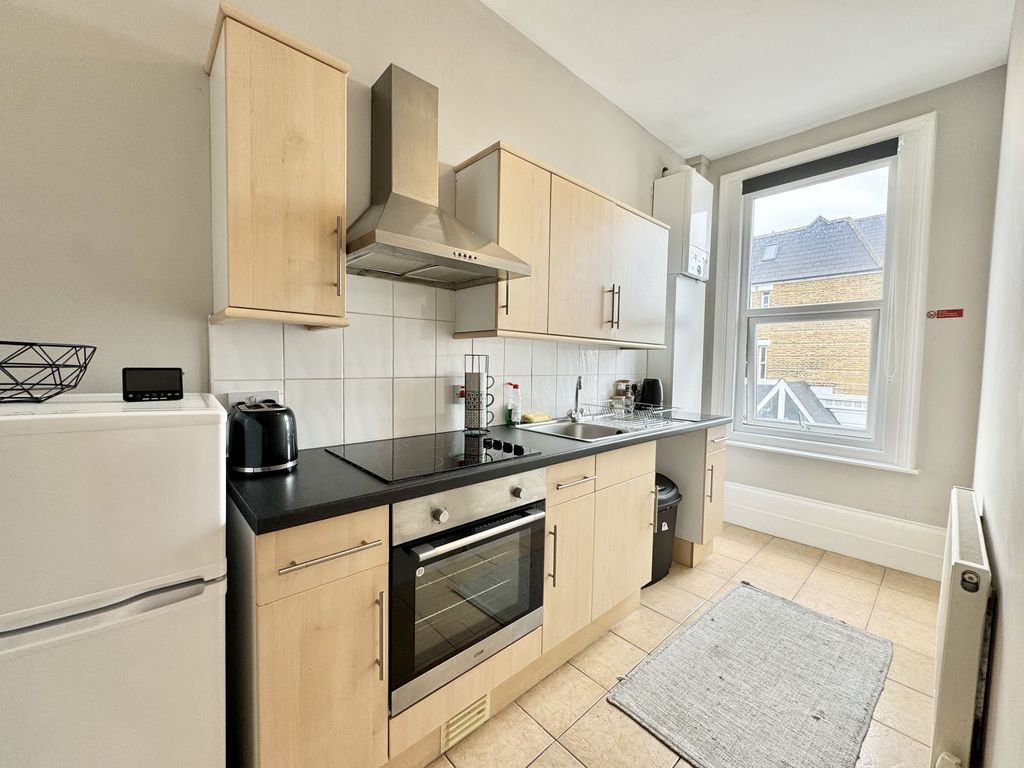 Property photo 2 of 4 Picture 2