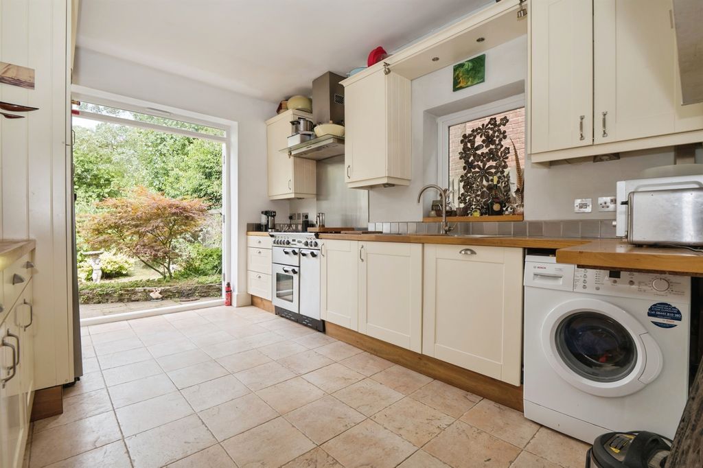 Property photo 3 of 15