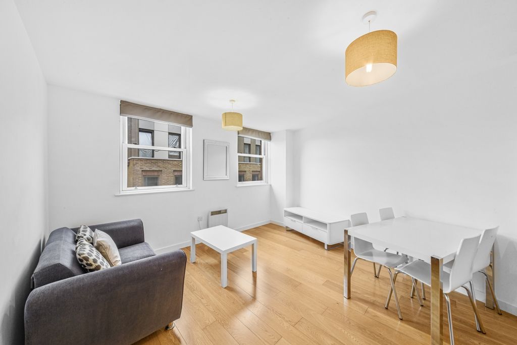 Property photo 1 of 6 Malthouse Apartme...