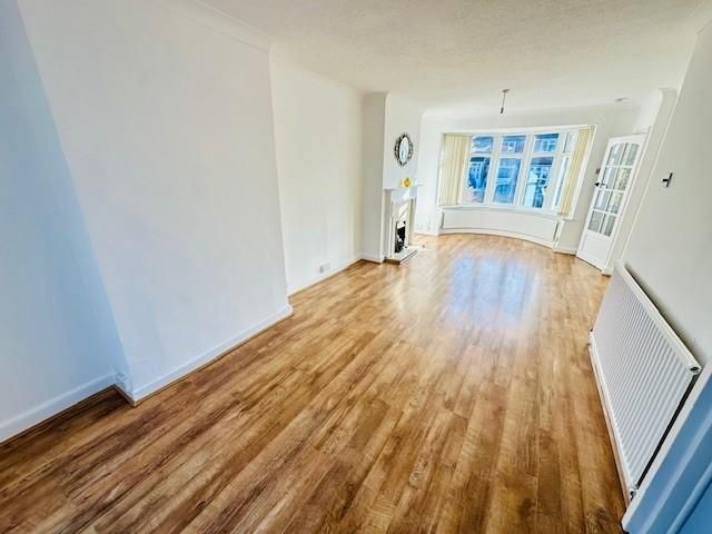 Property photo 3 of 14 4.Jpg
