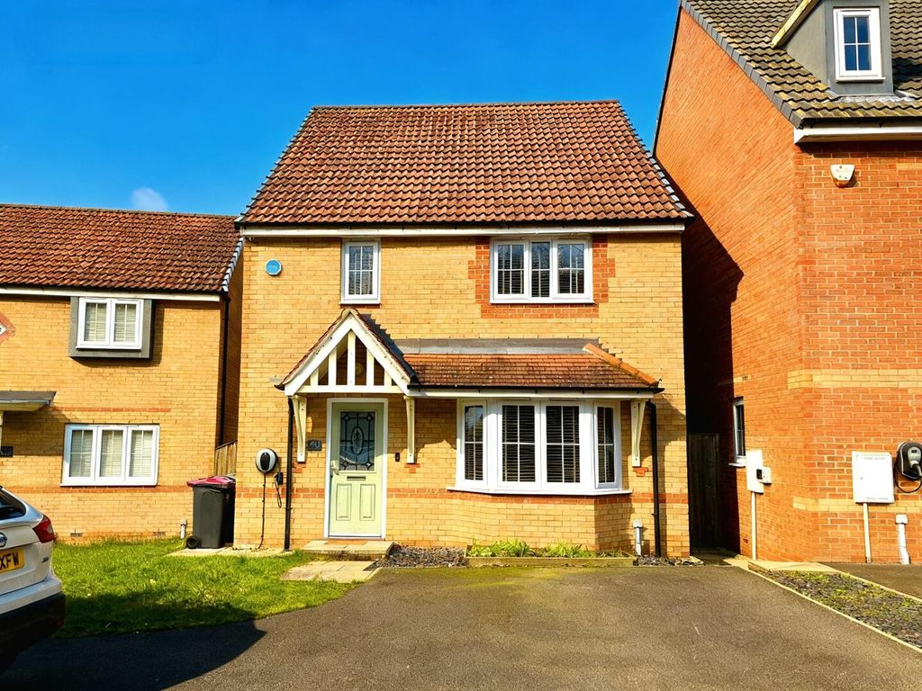 Property photo 2 of 24 Front (Exterior)