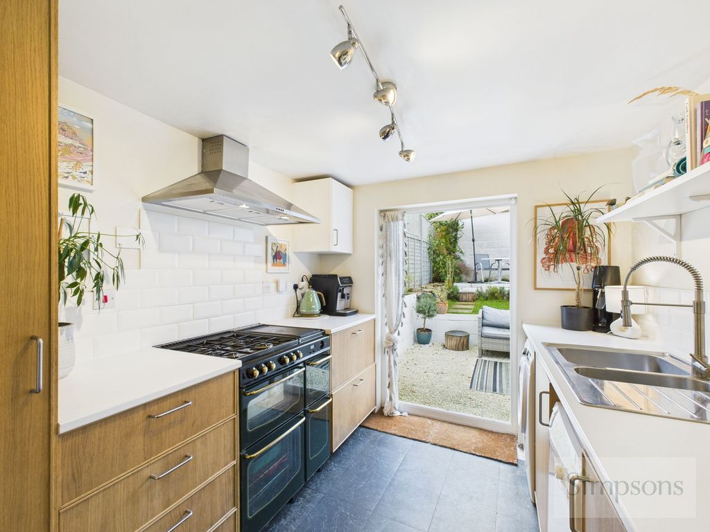 Property photo 3 of 22