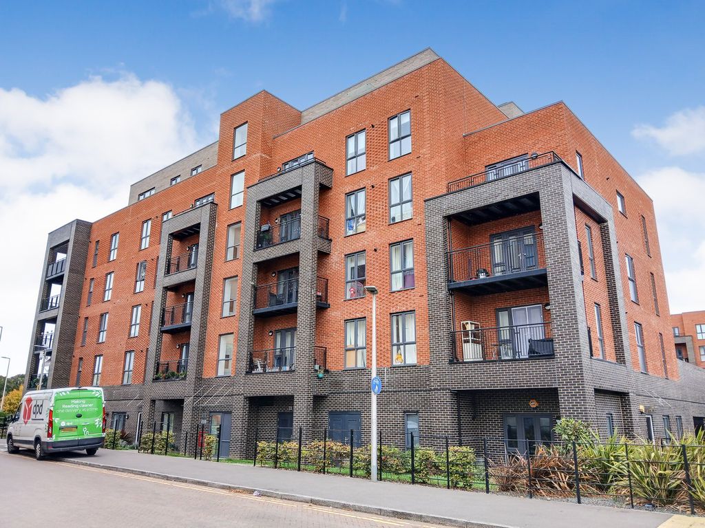 Property photo 1 of 12