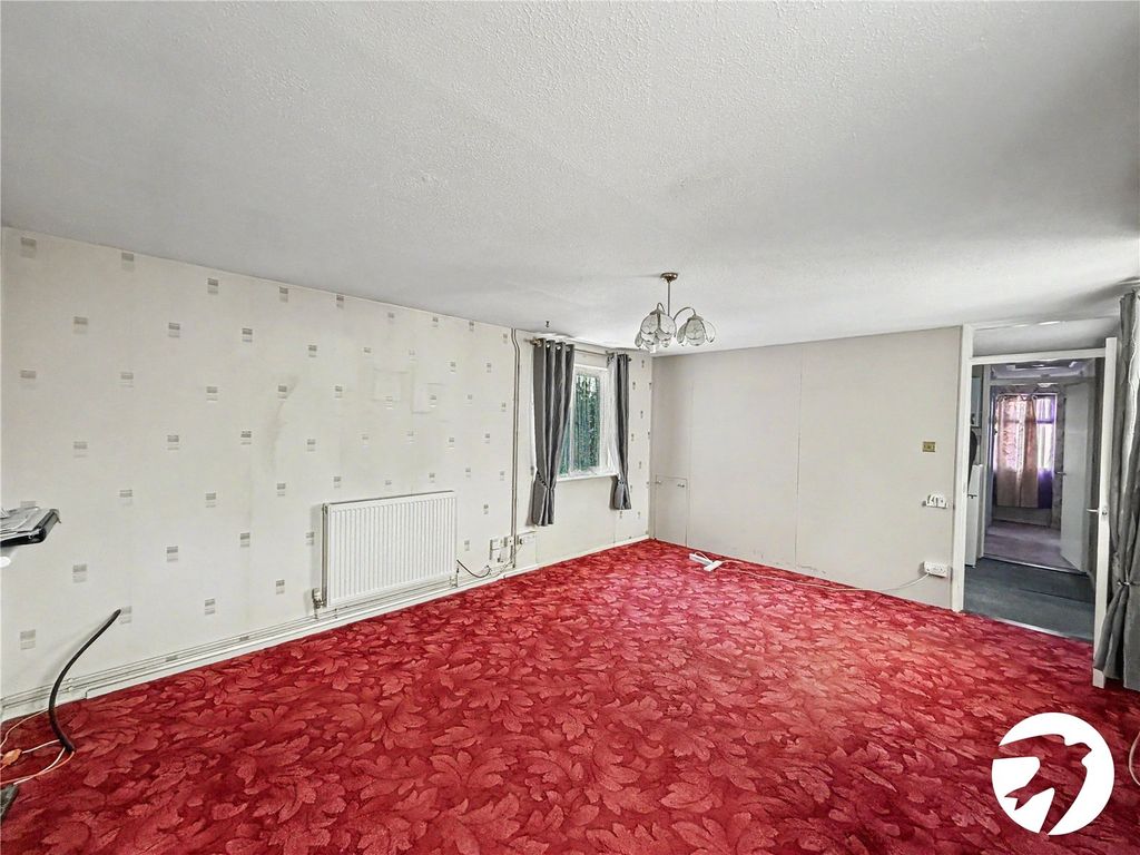 Property photo 2 of 16 Picture No. 08