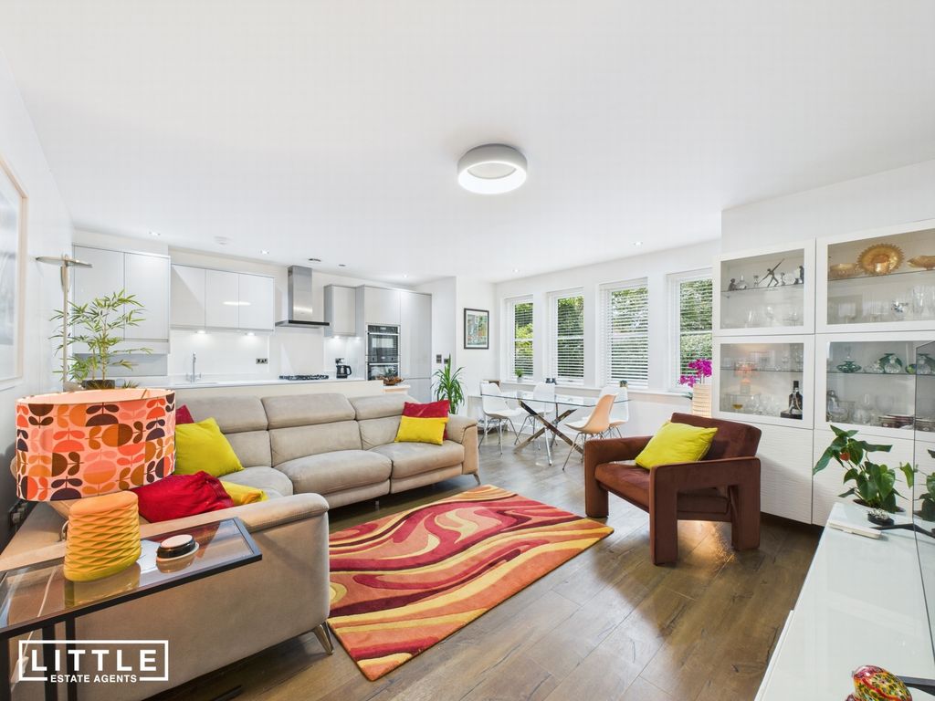 Property photo 2 of 34 Photo 15