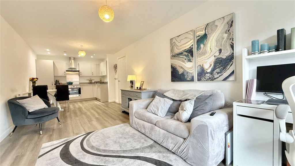 Property photo 3 of 10 Picture No. 07