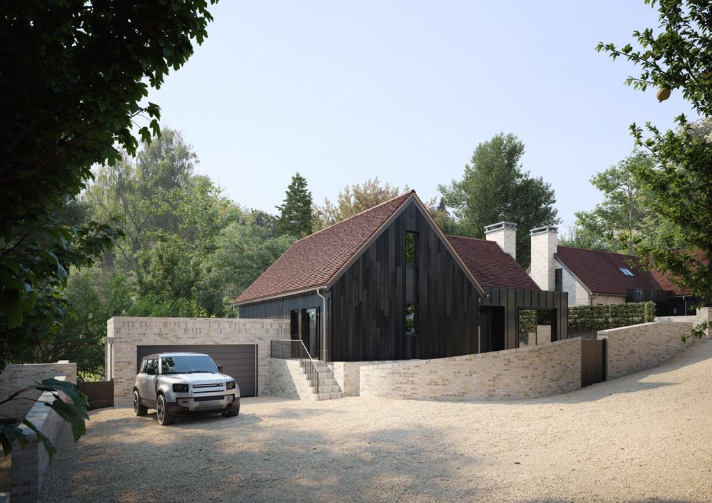Property photo 2 of 8 The Coppice