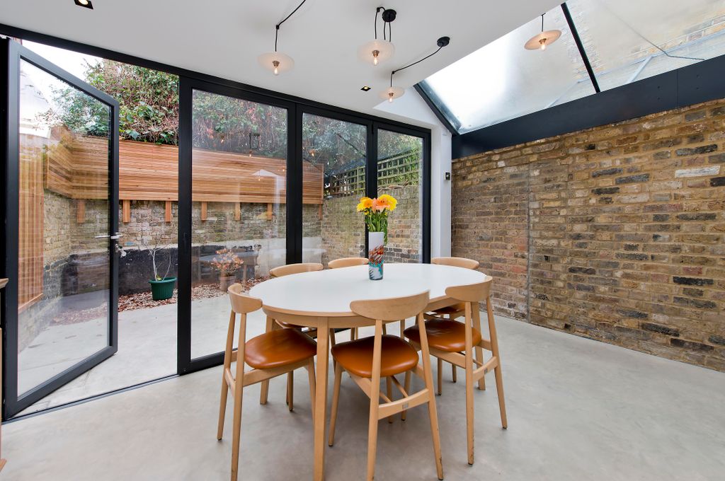 Property photo 2 of 11 A085i00000L96Dfaaz_Bgo120073_07.Jpg