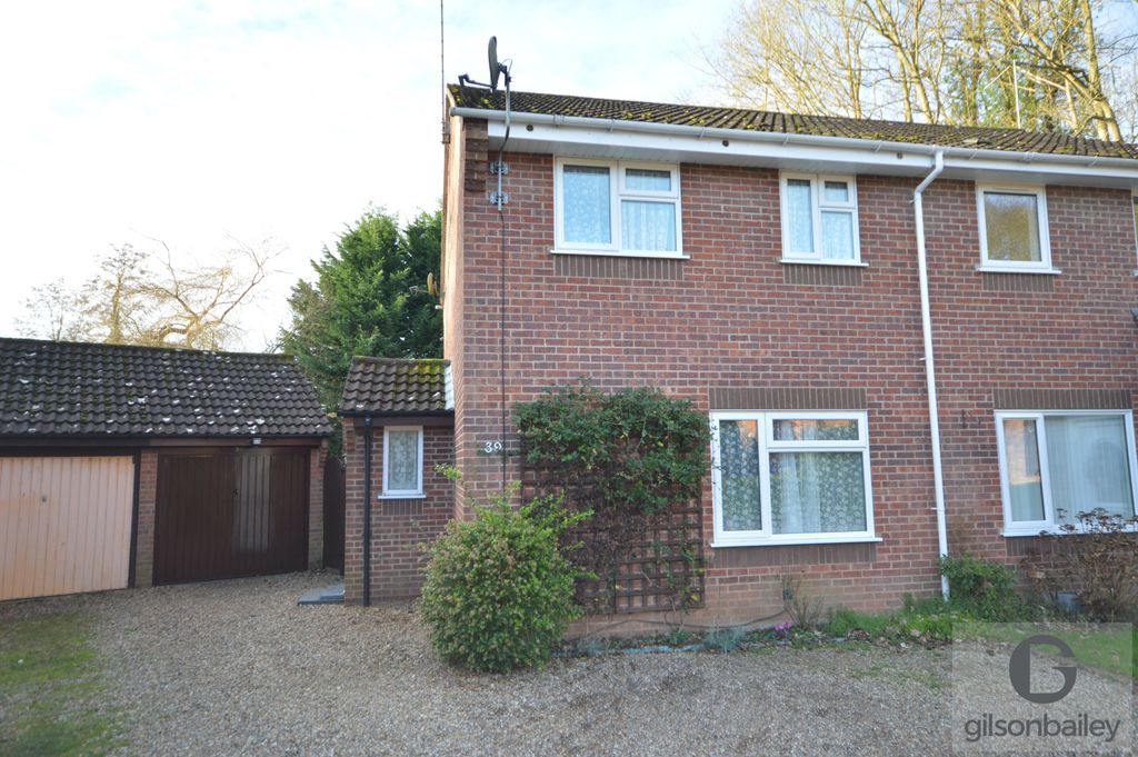 Property photo 1 of 12 Dsc_1801