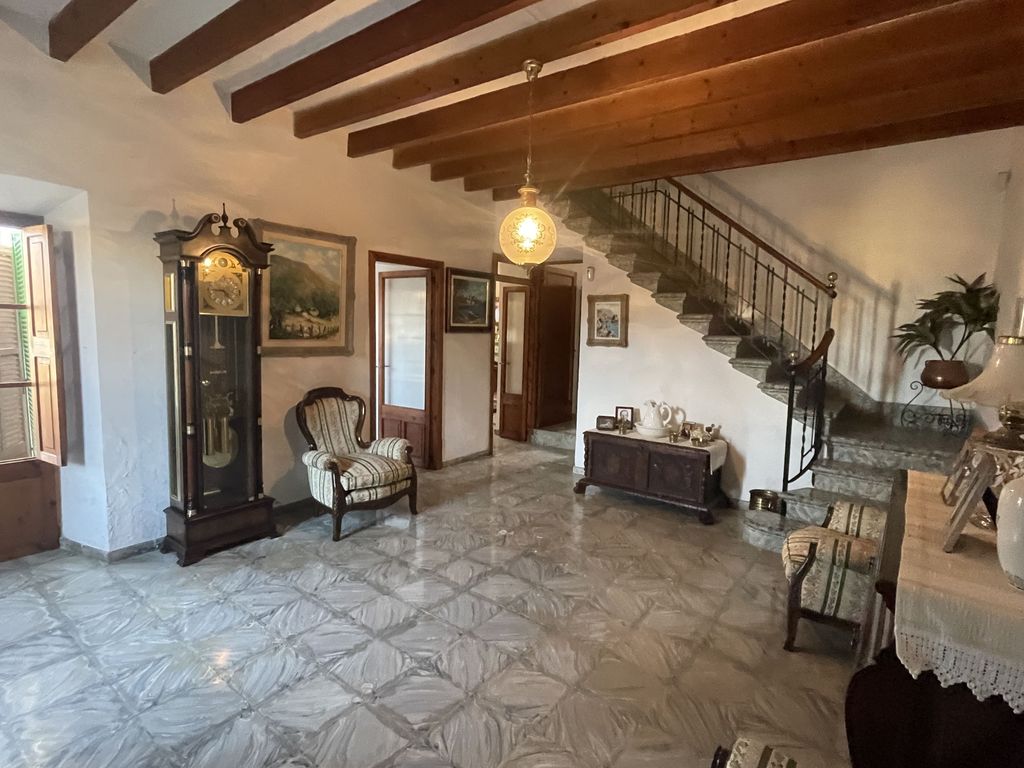 Property photo 3 of 11 Img_2980-Min.Jpg