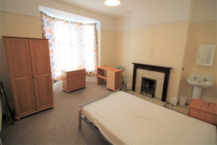 Property photo 1 of 4