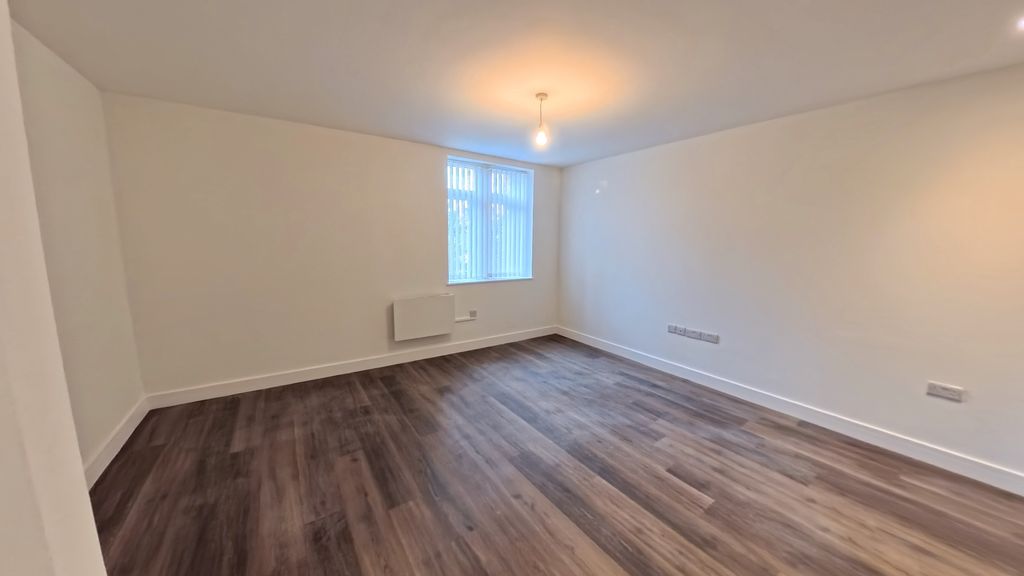 Property photo 3 of 6 Lounge Area