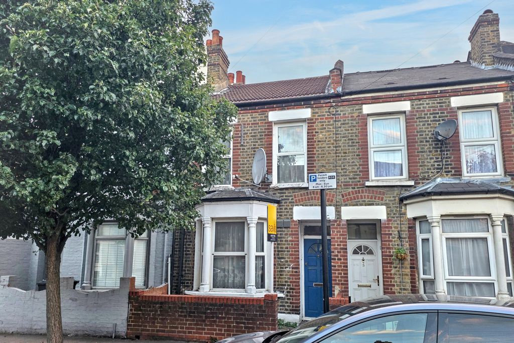 Property photo 1 of 1 3 Leonard Street, Canning Town London E16 2DT