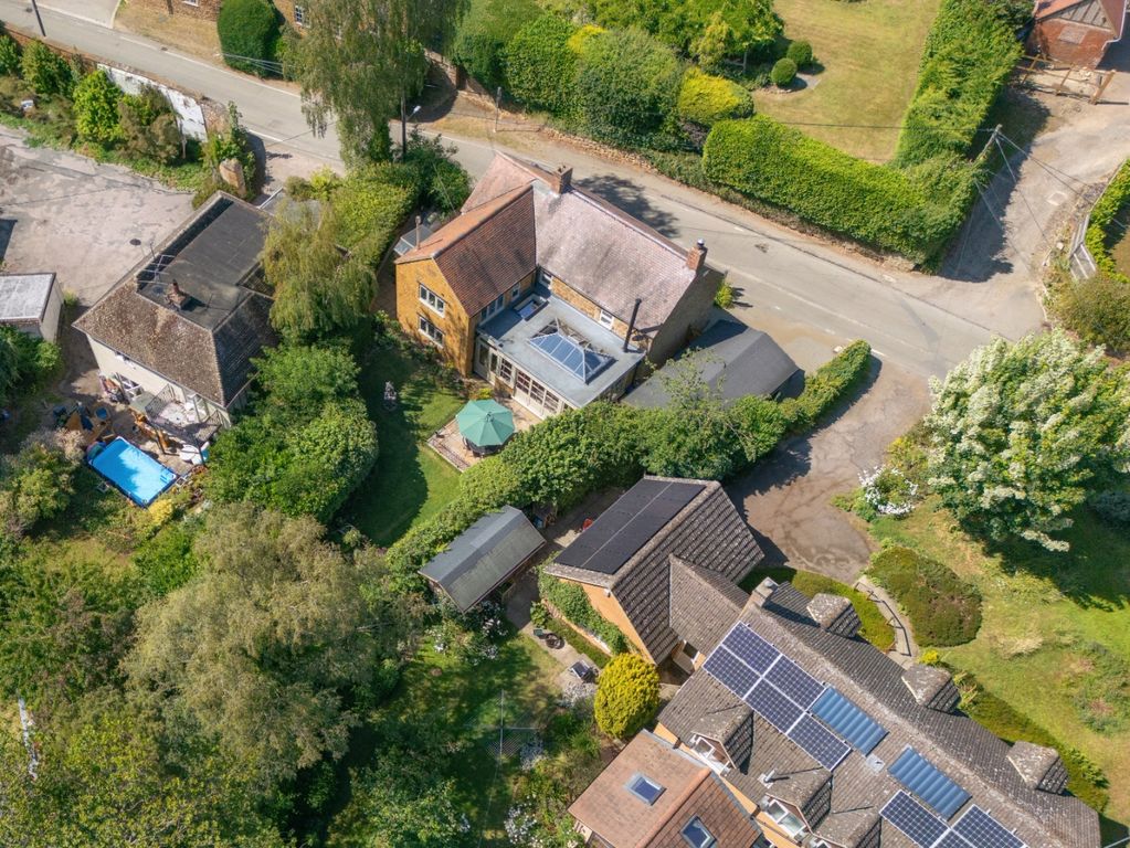 Property photo 2 of 83 42845311