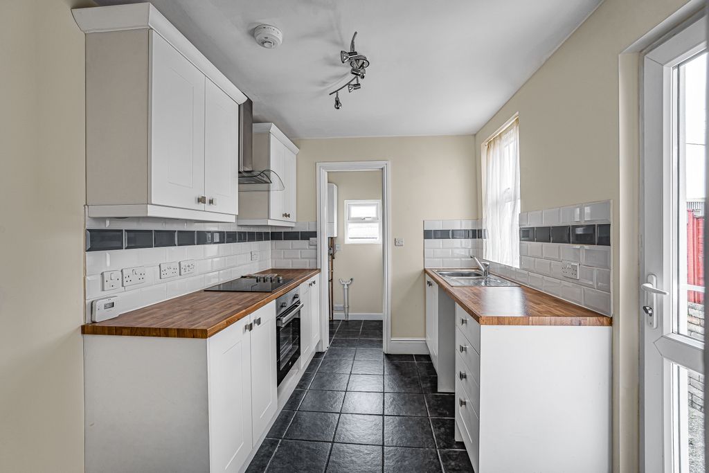 Property photo 2 of 24 14_70946