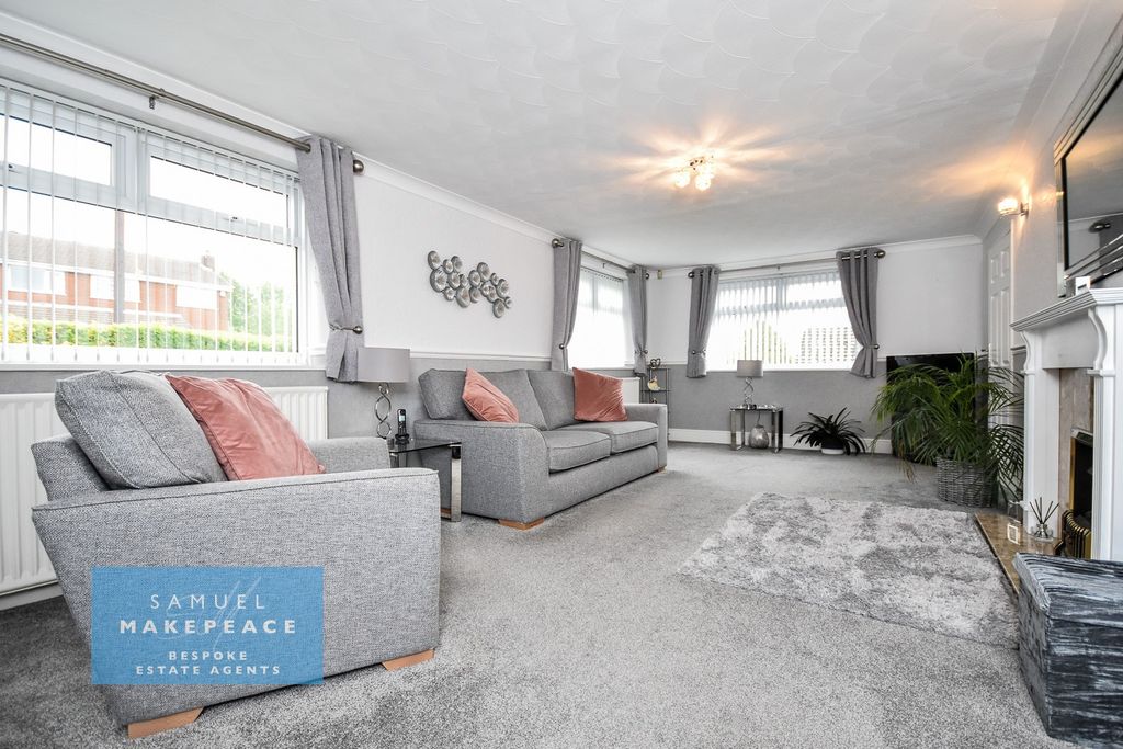 Property photo 2 of 18 Gallery