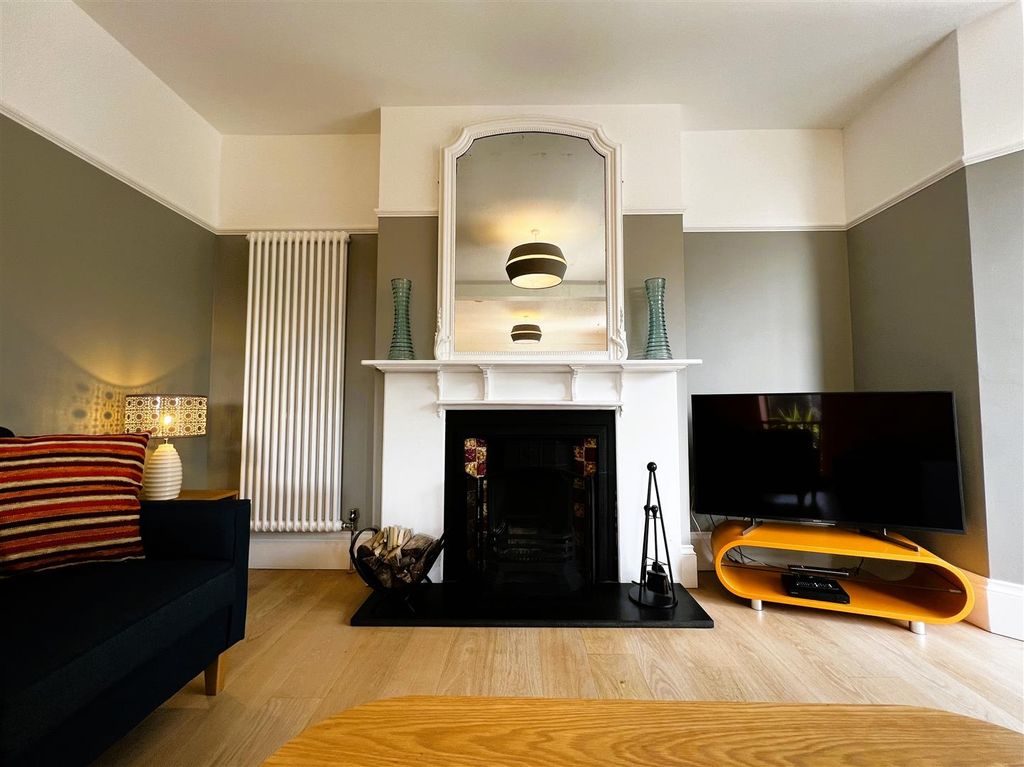 Additional image 8 of 4 bed property to rentSeven Sisters Road, St. Lawrence, Ventnor PO38