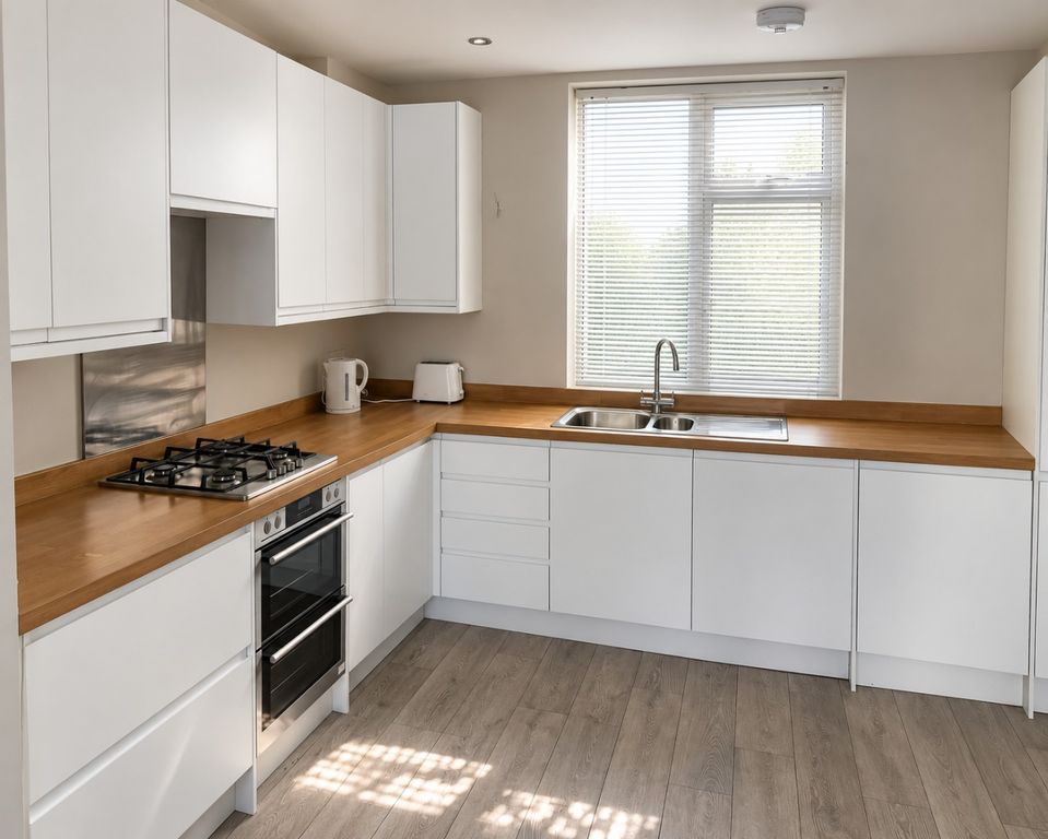 Property photo 1 of 8 4612350