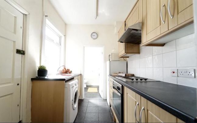 Property photo 3 of 9