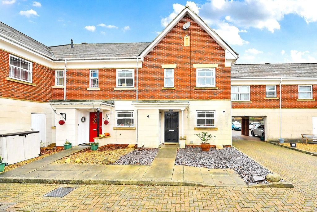 Property photo 1 of 11 Picture No. 18