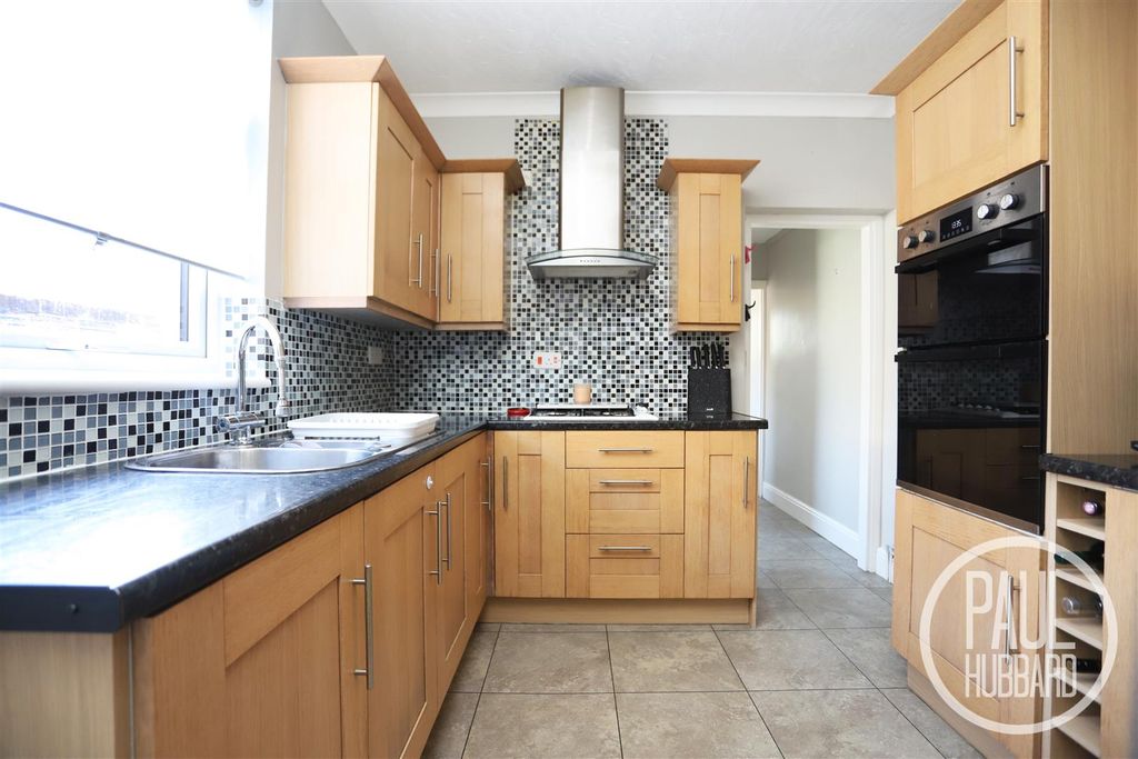Property photo 3 of 21 Img_4445.Jpg
