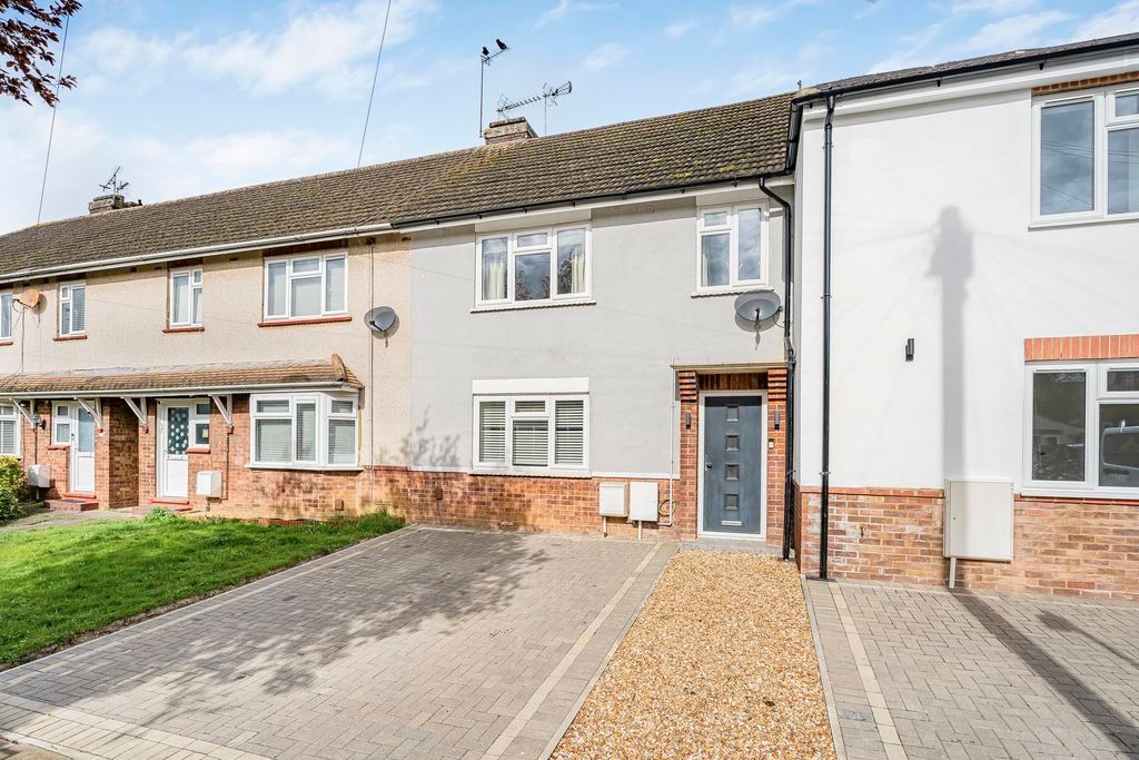 Property photo 1 of 21 Front Aspect