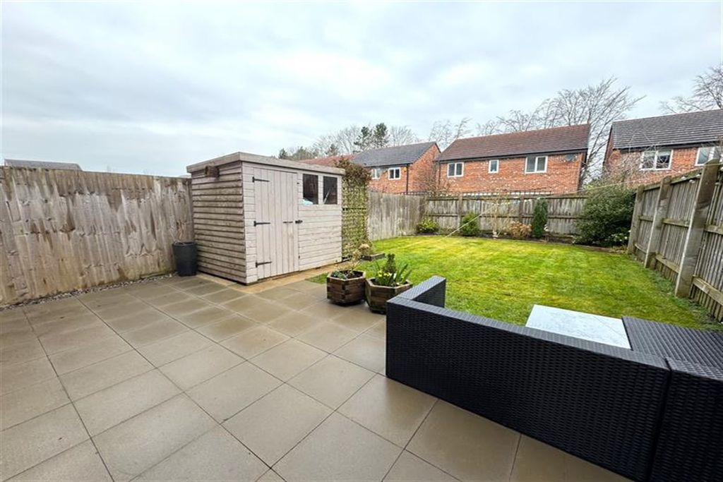 Property photo 2 of 15 (Main)