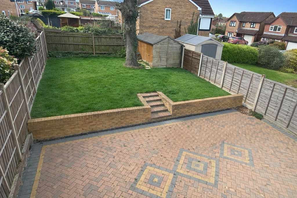 Property photo 1 of 16
