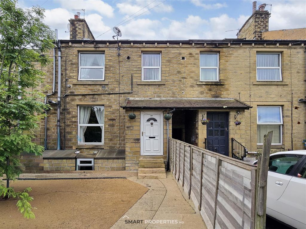 Property photo 1 of 17