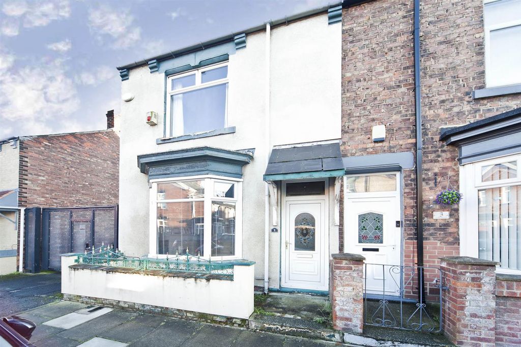 Property photo 1 of 17