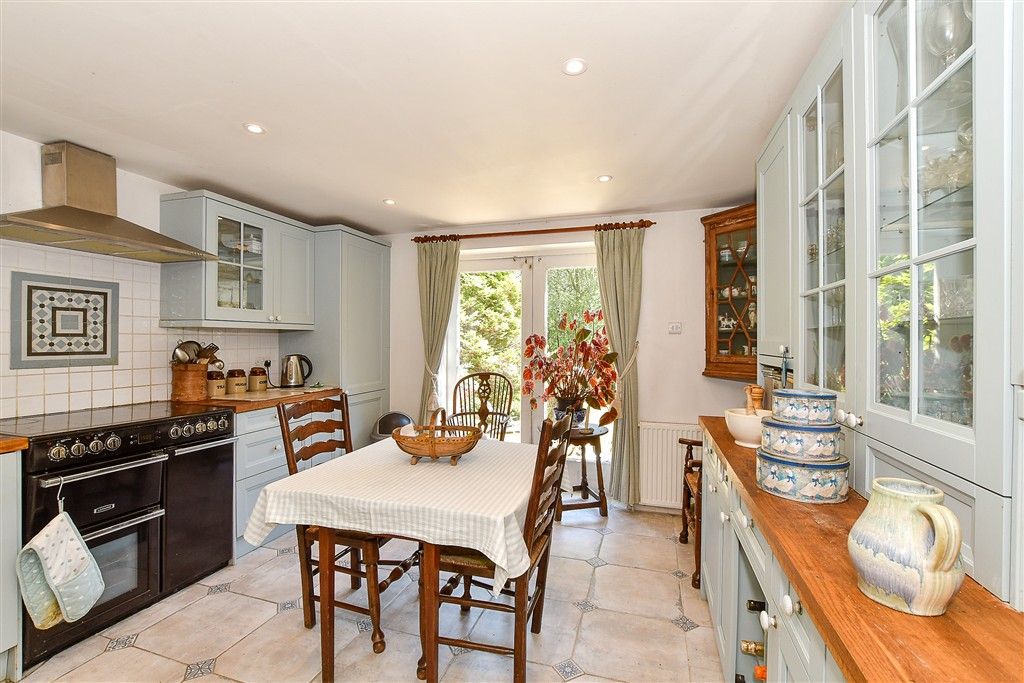Property photo 2 of 14 Kitchen/ Breakfast Room