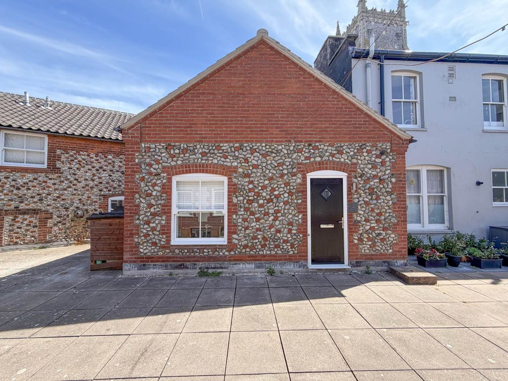 Property photo 1 of 9