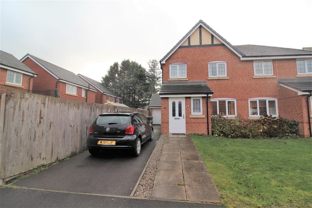 Property photo 1 of 9 Main.Jpg