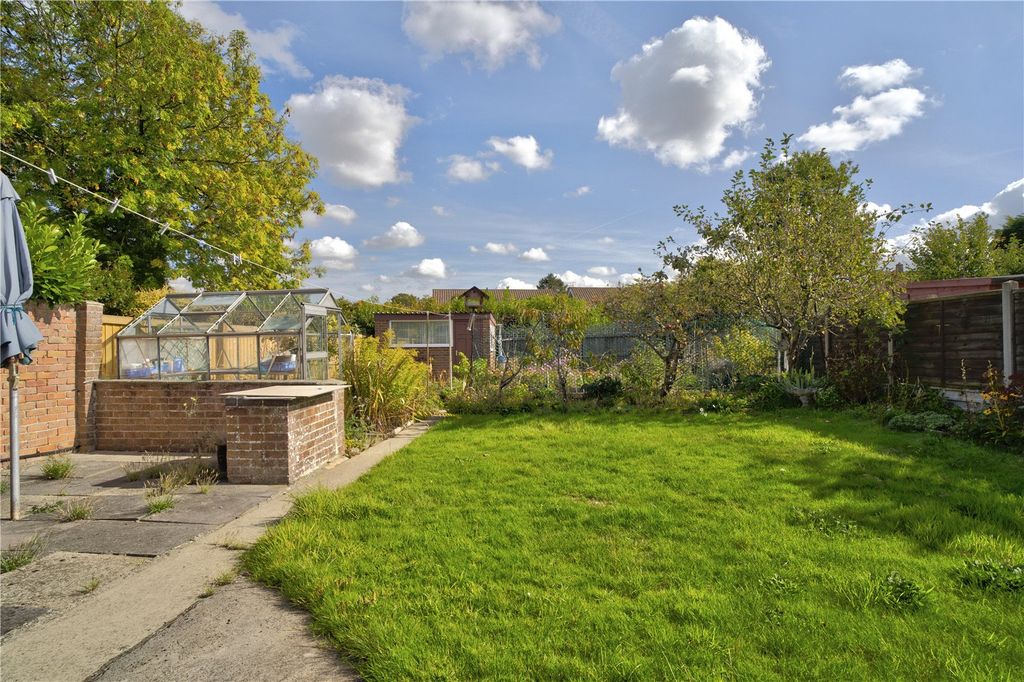 Property photo 2 of 12 Picture No. 02