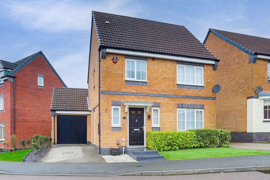 Property photo 1 of 24