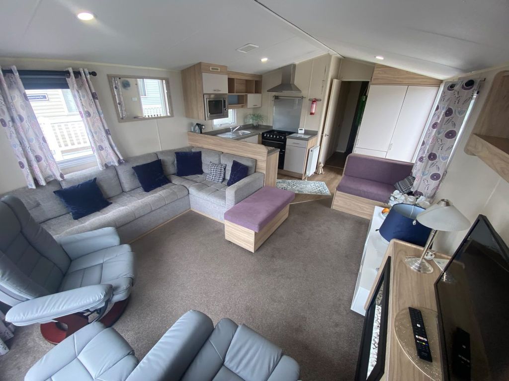 Property photo 2 of 7 73A3Ec31 F987 427B Aa0c 665Ddef61A60.Jpg