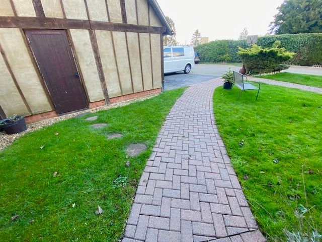 Property photo 3 of 13 Exterior