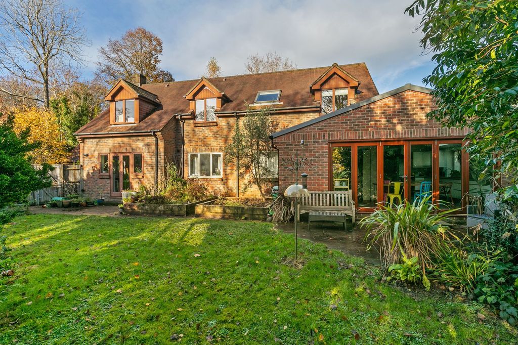 Property photo 1 of 16