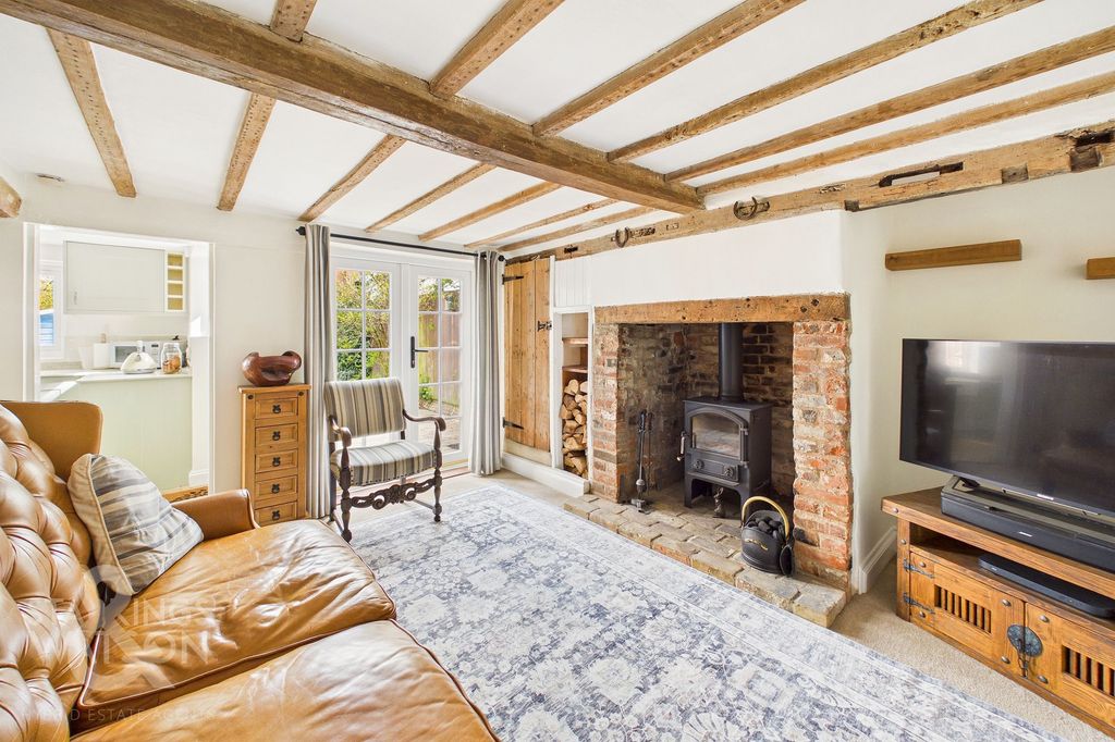 Property photo 3 of 21