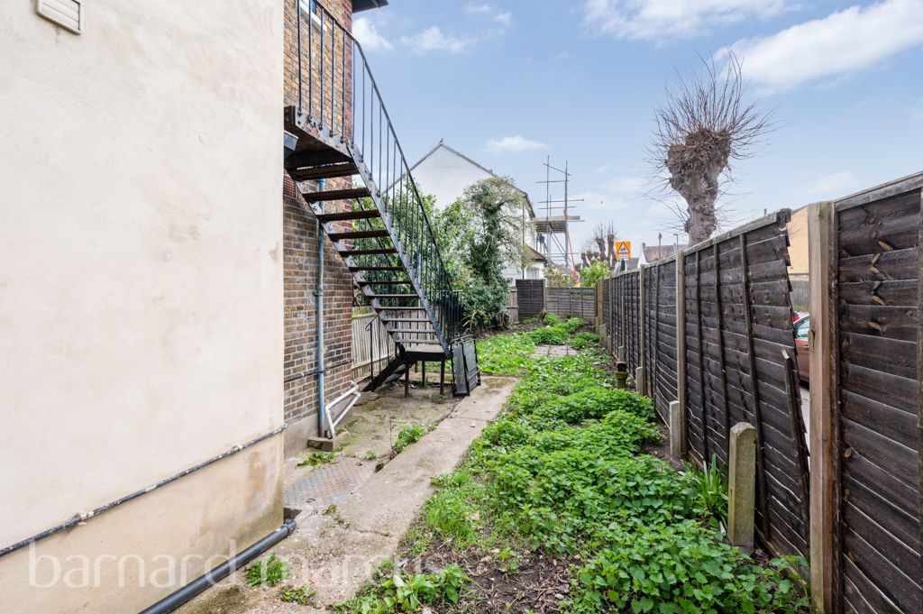 Property photo 3 of 8 Image