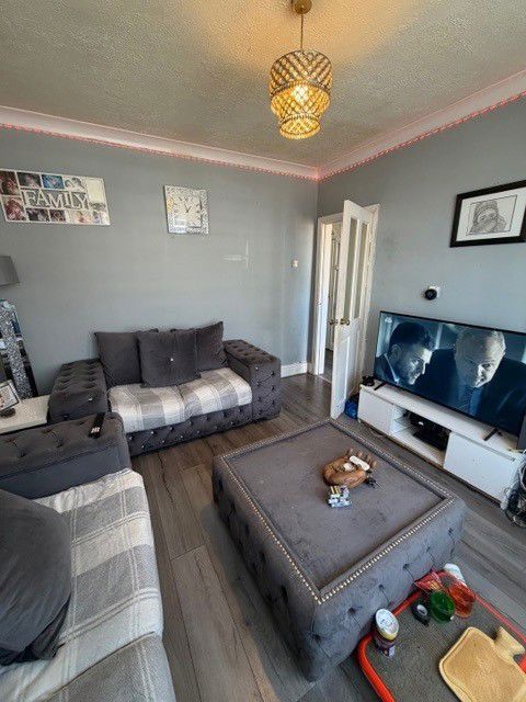 Property photo 3 of 11