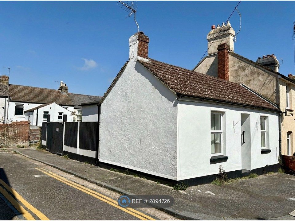 Property photo 2 of 5
