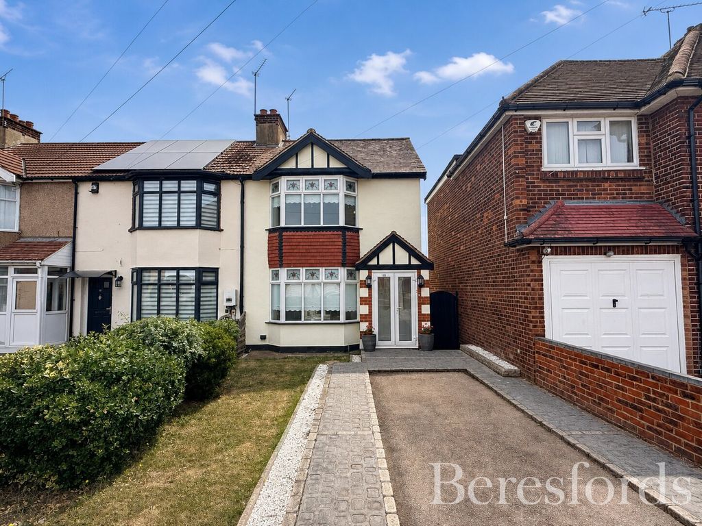 Property photo 1 of 25 Picture No. 03