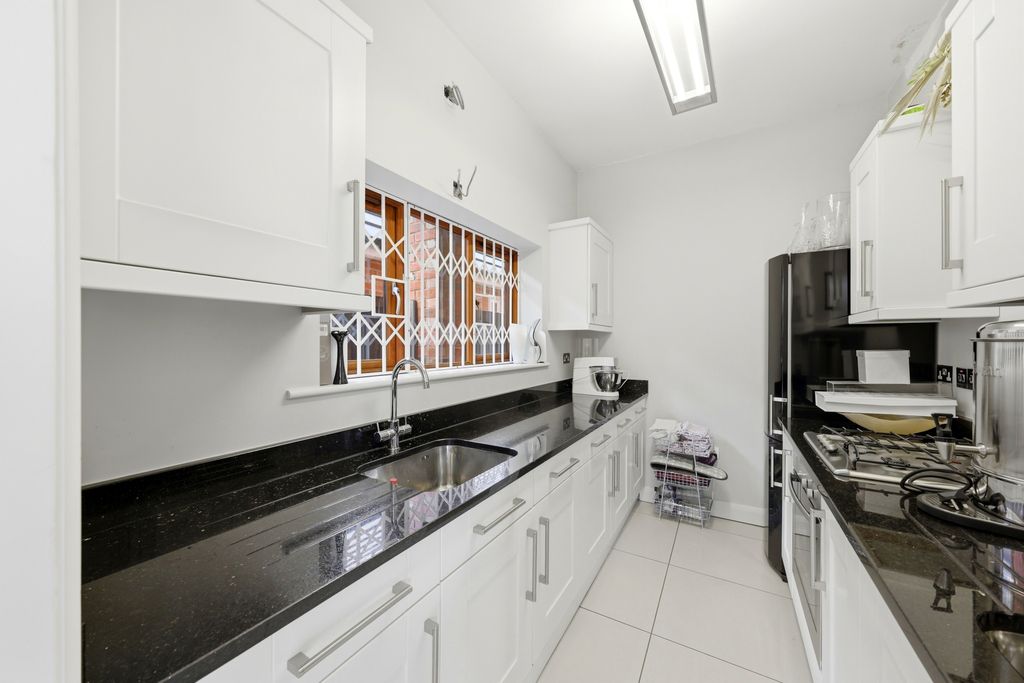 Additional image 15 of 7 bed semi-detached house for saleBroom Lane, Salford M7