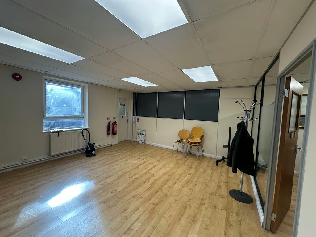 Property photo 2 of 4 Img_8202.Jpeg