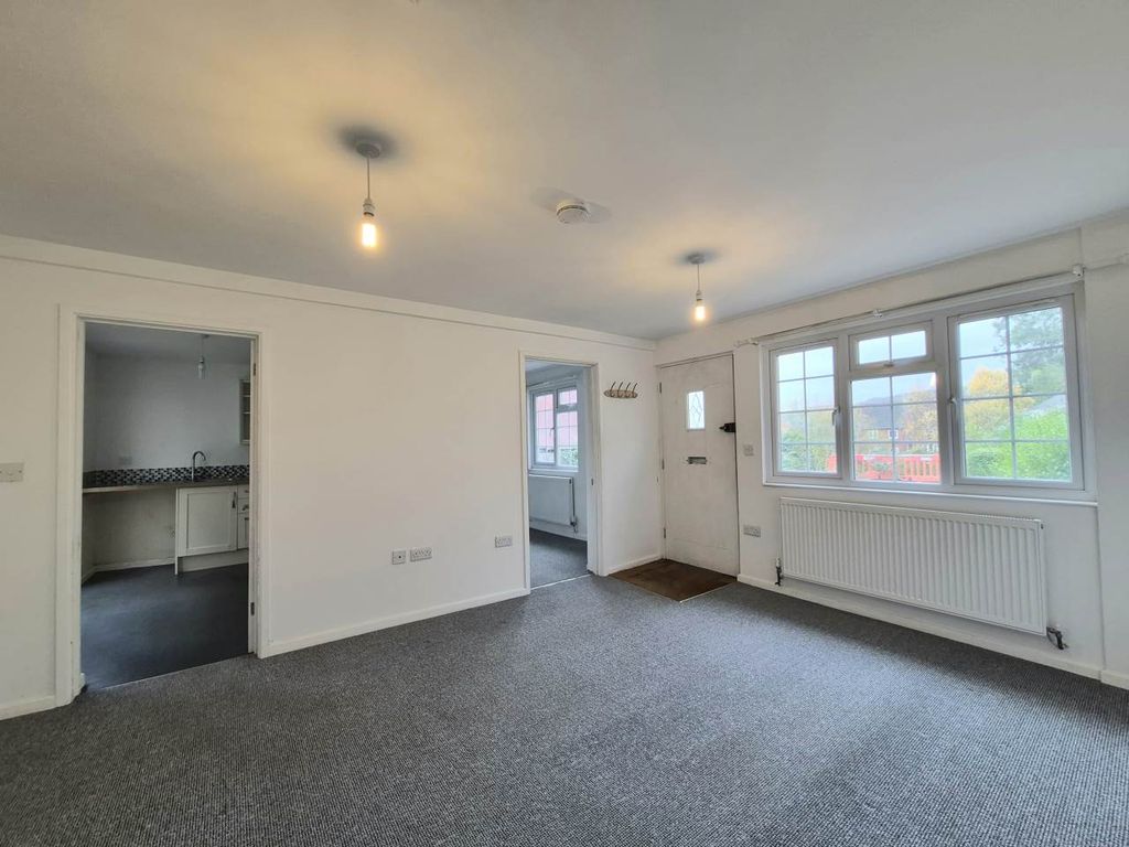 Property photo 2 of 9 Living Room