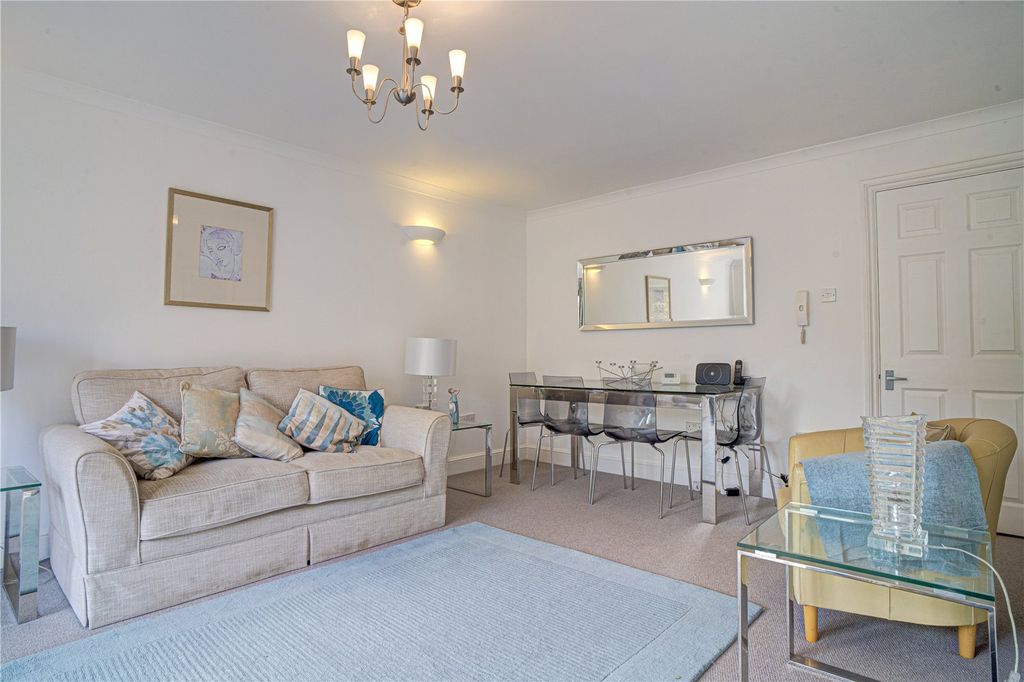 Property photo 3 of 12 Picture No. 03